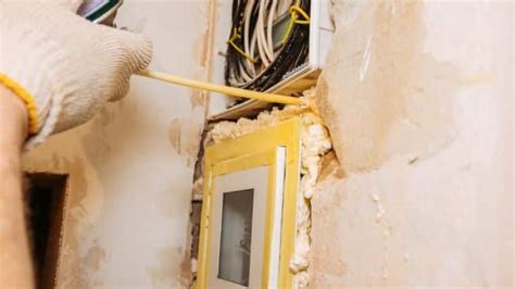 foam for gap junction box|How To Correctly Spray Foam Over Electrical Wires.